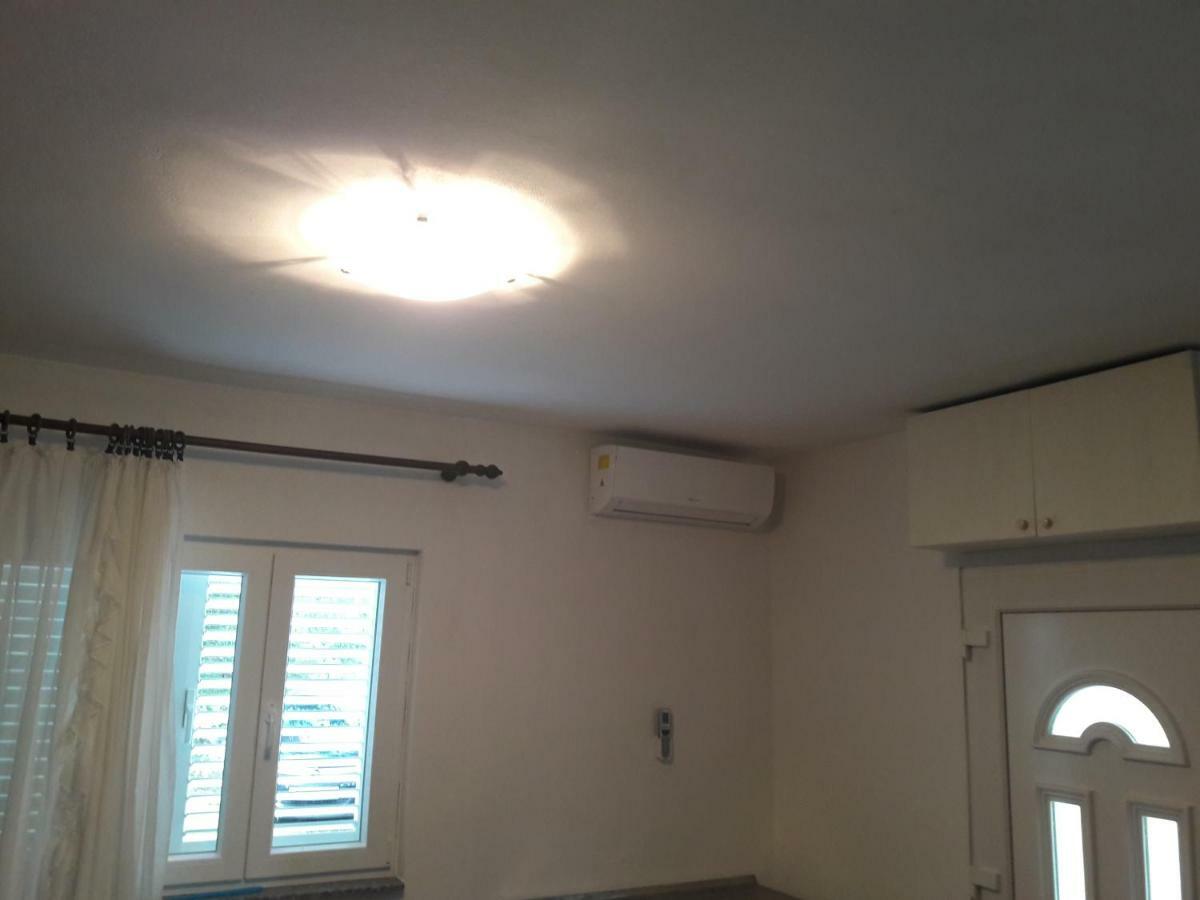 Apartment Bise Rogoznica  Exteriör bild